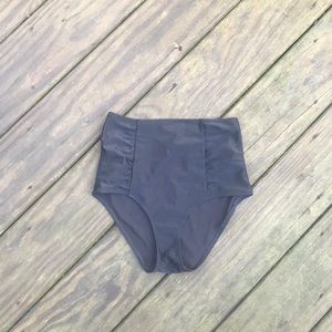 Aerie black high waisted bottoms